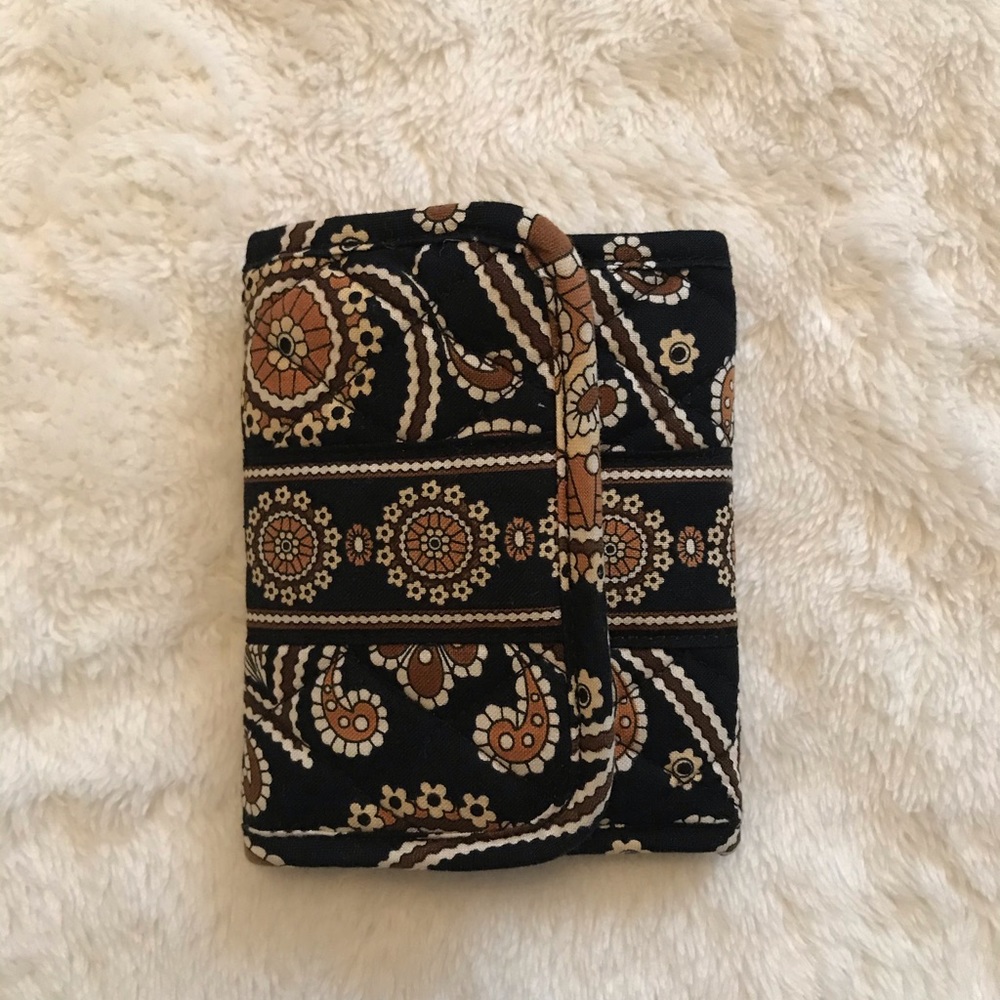 Vera Bradley - Caffe Latte - Tri-Fold Wallet